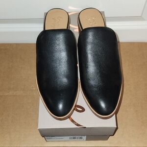 Crown Vintage Rydel - Black Leather Women's Mules